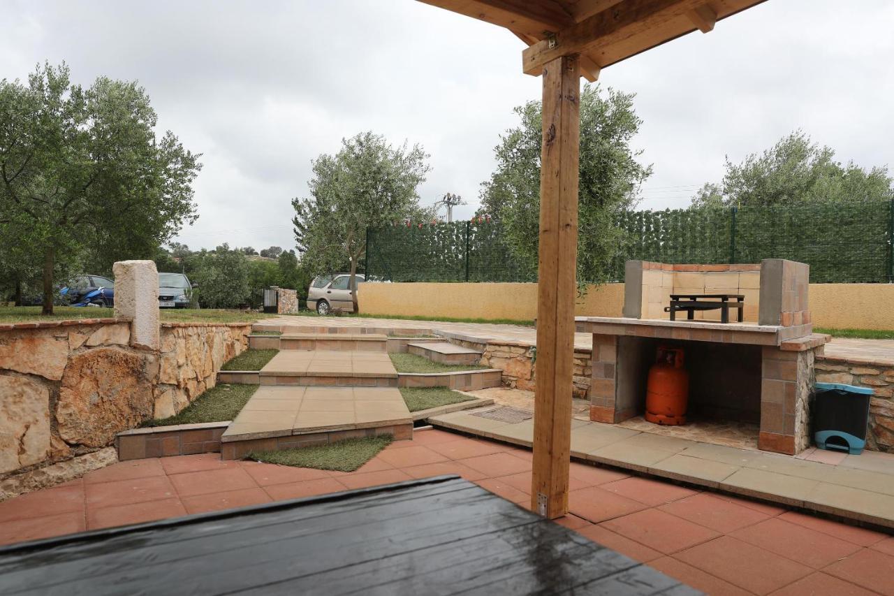 Holiday Houses Marta โรวีน ภายนอก รูปภาพ